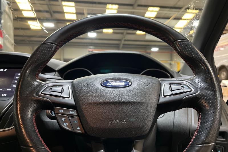 Used Ford Focus 2018 for sale - 78015352: Photo 12