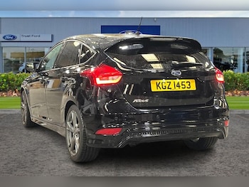 Used Ford Focus 2018 for sale - 78015352: Photo