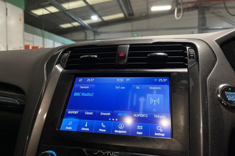 Used Ford Mondeo 2019 for sale - 77332478: Photo 32