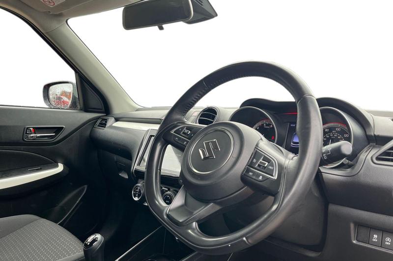 Used Suzuki Swift 2019 for sale - 77935035: Photo 9