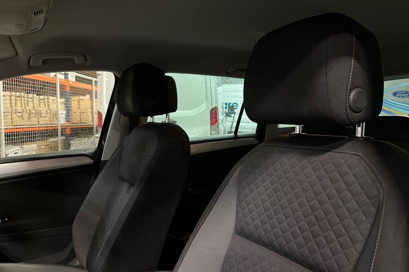 Used Volkswagen Tiguan 2018 for sale - 77346238: Photo 19