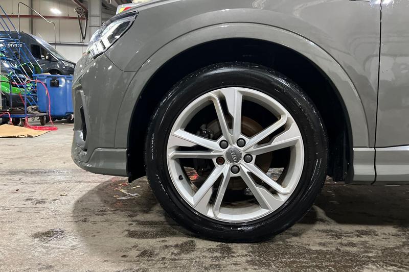 Used Audi Q3 2019 for sale - 77665696: Photo 8