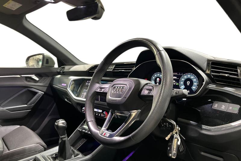 Used Audi Q3 2019 for sale - 77665696: Photo 9