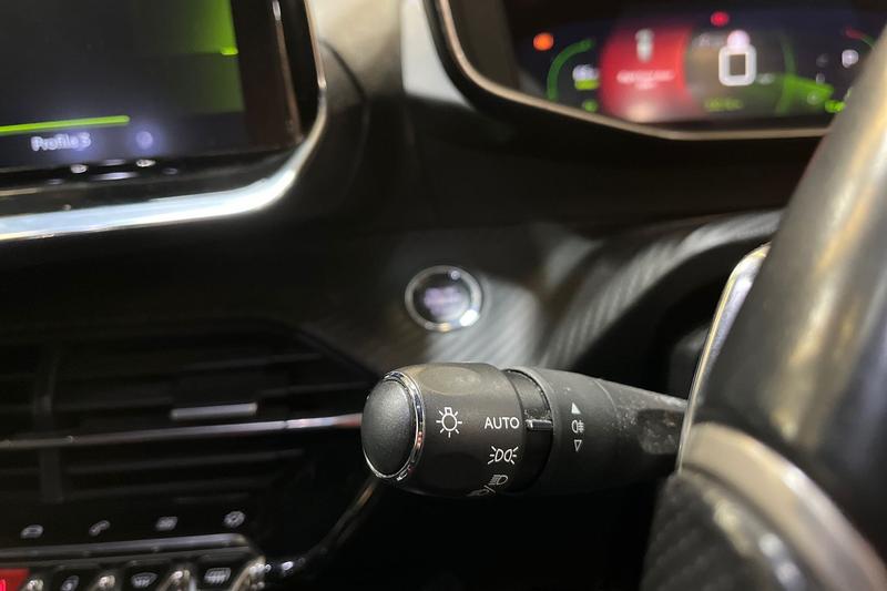 Used Peugeot 208 2020 for sale - 77941421: Photo 14