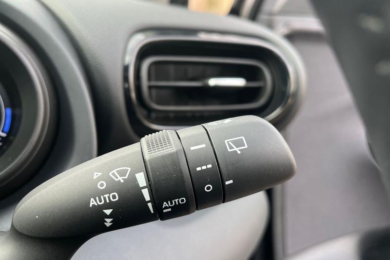 Used Toyota Yaris Cross 2023 for sale - 77965968: Photo 15