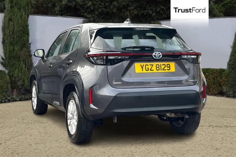 Used Toyota Yaris Cross 2023 for sale - 77965968: Photo 2