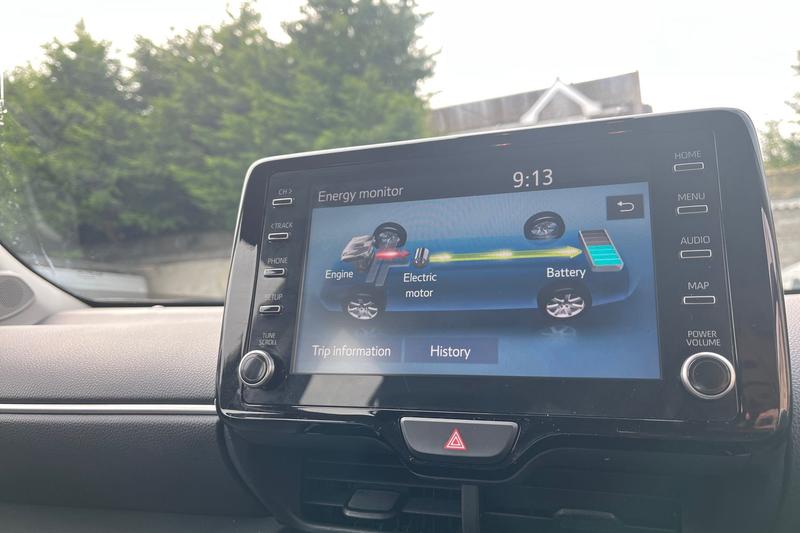 Used Toyota Yaris Cross 2023 for sale - 77965968: Photo 32