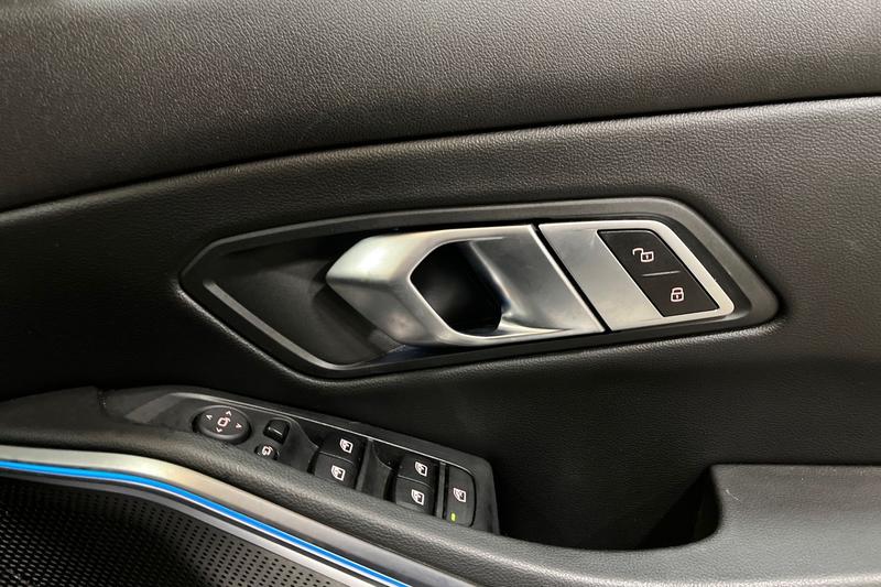 Used BMW 3 Series 2022 for sale - 77582069: Photo 27