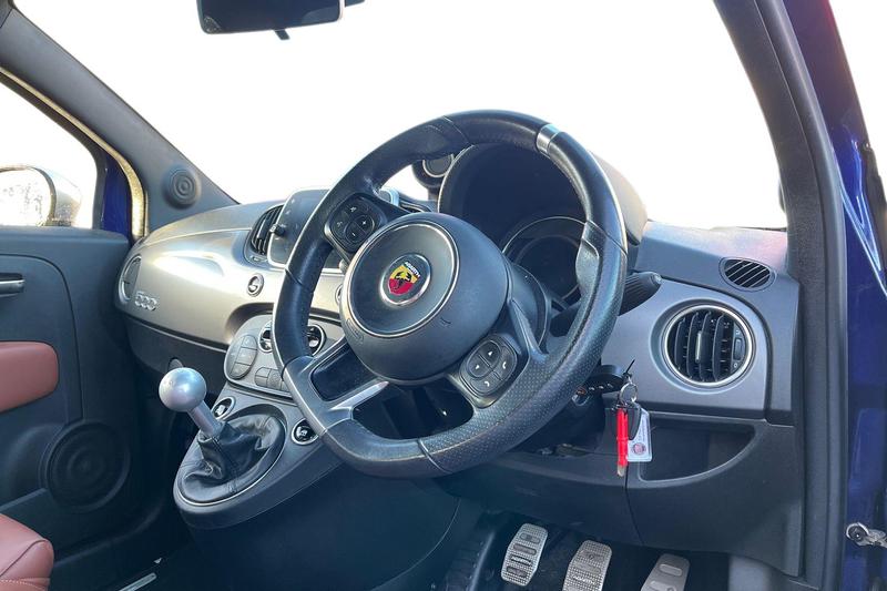 Used Abarth 595 2019 for sale - 76971971: Photo 9
