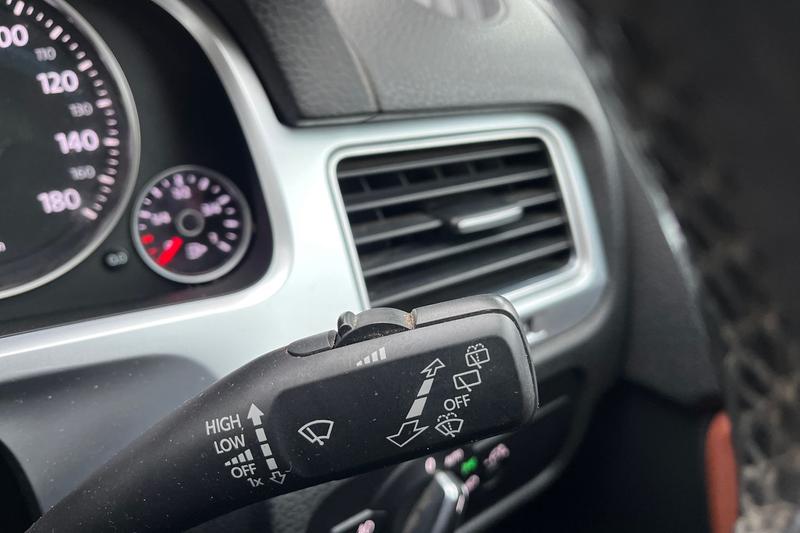 Used Volkswagen Touareg 2015 for sale - 77450491: Photo 15