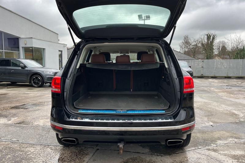 Used Volkswagen Touareg 2015 for sale - 77450491: Photo 21