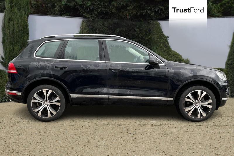 Used Volkswagen Touareg 2015 for sale - 77450491: Photo 3