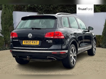 Used Volkswagen Touareg 2015 for sale - 77450491: Photo