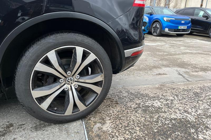 Used Volkswagen Touareg 2015 for sale - 77450491: Photo 8