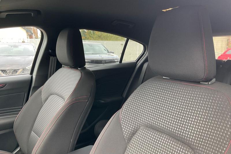 Used Ford Focus 2023 for sale - 76184520: Photo 19