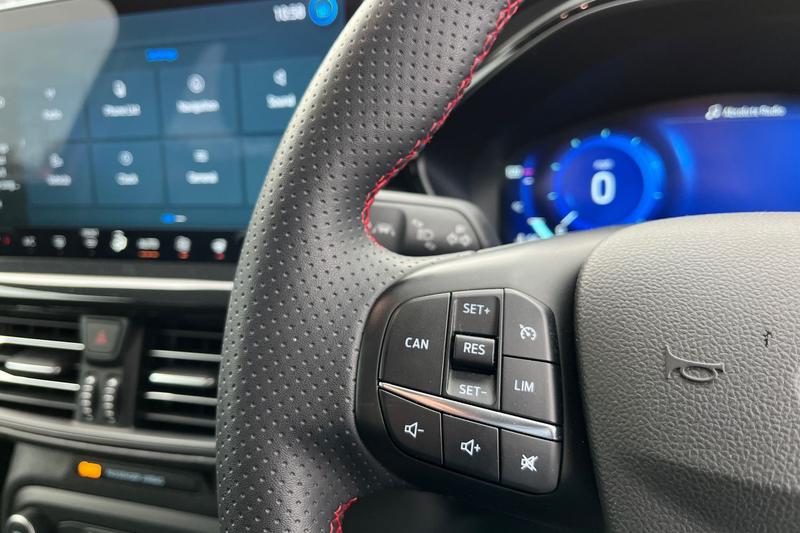 Used Ford Focus 2022 for sale - 76519694: Photo 30