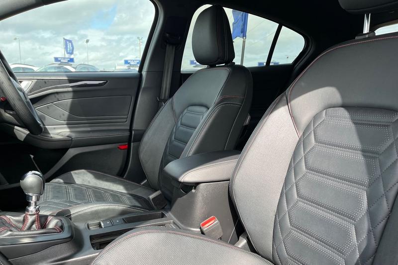 Used Ford Focus 2022 for sale - 77582068: Photo 19