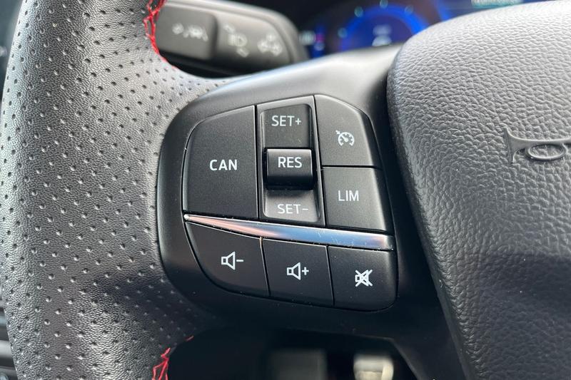 Used Ford Focus 2022 for sale - 77582068: Photo 24