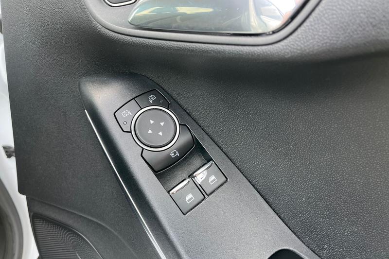 Used Ford Fiesta 2018 for sale - 75995283: Photo 16