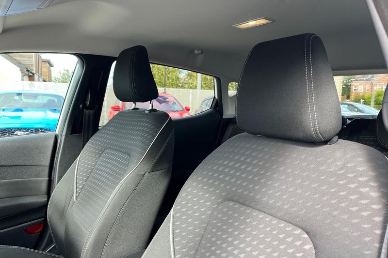 Used Ford Fiesta 2018 for sale - 75995283: Photo 19
