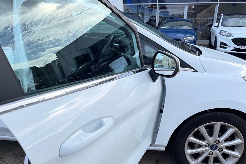 Used Ford Fiesta 2018 for sale - 75995283: Photo 24