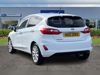 Used Ford Fiesta 2018 for sale - 75995283: Photo 2