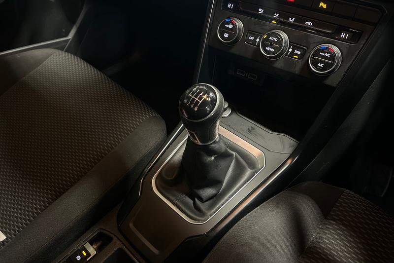 Used Volkswagen T-Roc 2020 for sale - 77354465: Photo 39