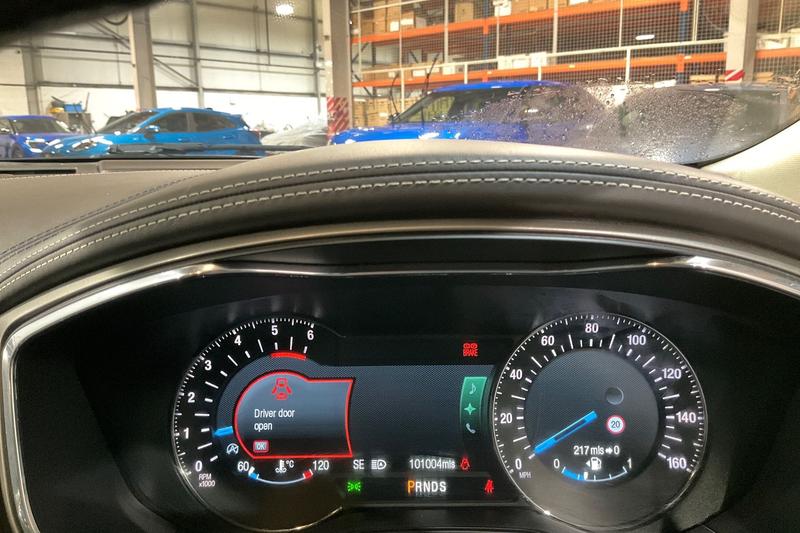 Used Ford Mondeo 2016 for sale - 76830326: Photo 13