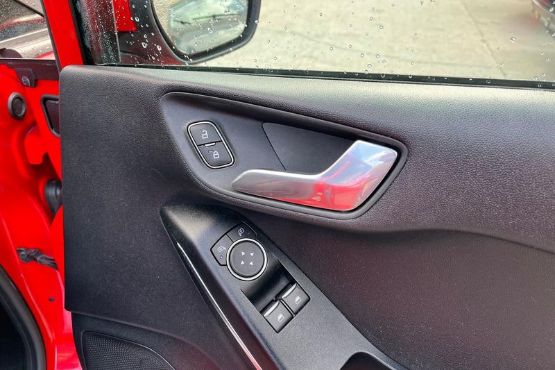 Used Ford Fiesta 2019 for sale - 77834396: Photo 25