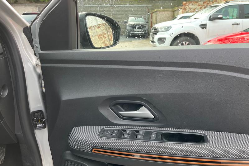 Used Dacia Sandero Stepway for sale - 78109474: Photo 24