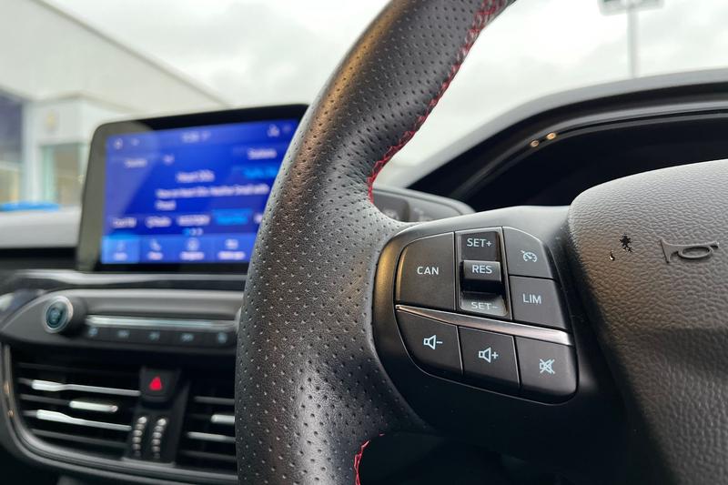 Used Ford Focus 2020 for sale - 77025884: Photo 29