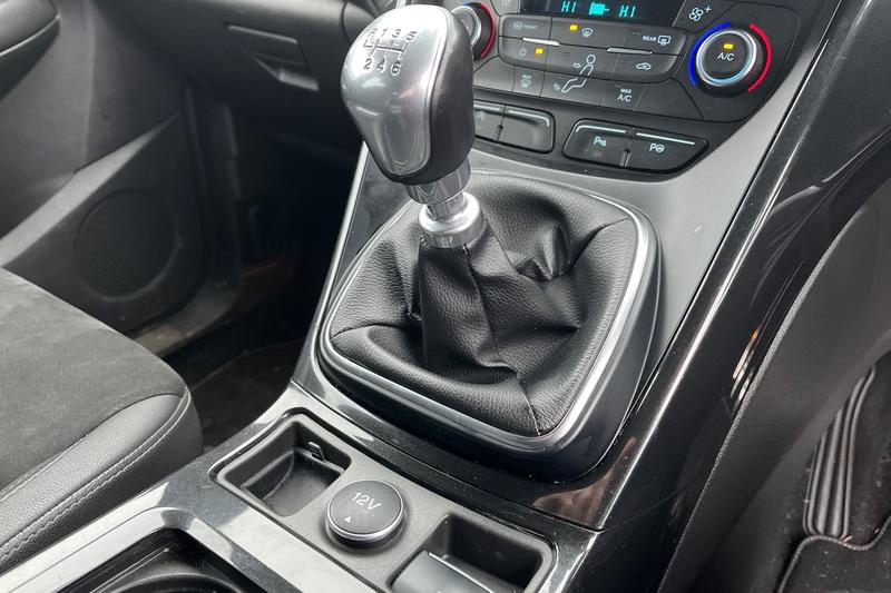 Used Ford Kuga 2017 for sale - 77498012: Photo 37