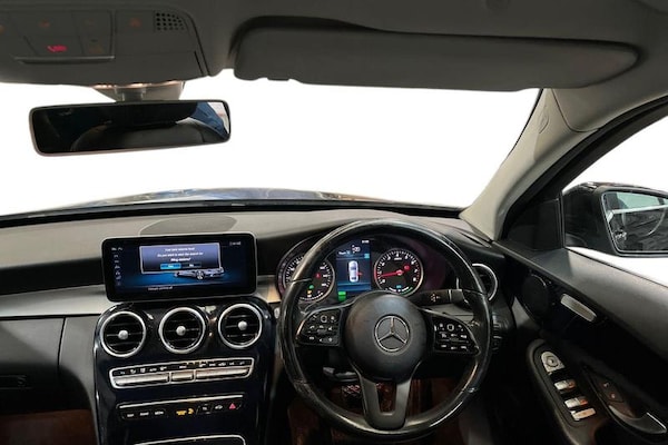 Used Mercedes-Benz C Class 2018 for sale - 76285409: Photo 11
