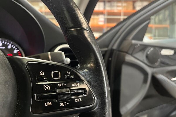 Used Mercedes-Benz C Class 2018 for sale - 76285409: Photo 28