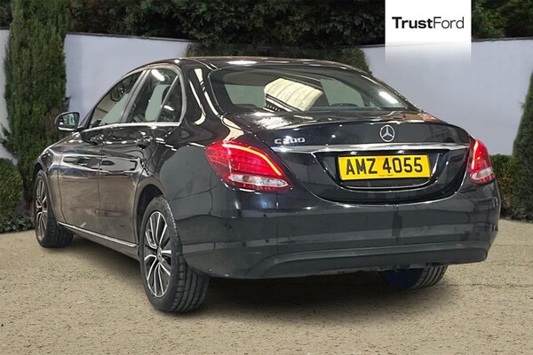 Used Mercedes-Benz C Class 2018 for sale - 76285409: Photo 2
