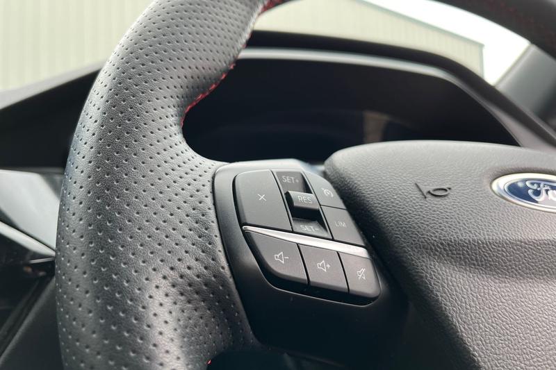 Used Ford Kuga 2021 for sale - 77292708: Photo 29