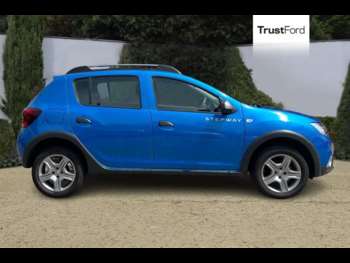 Used Dacia Sandero Stepway 2019 for sale - 74936577: Photo