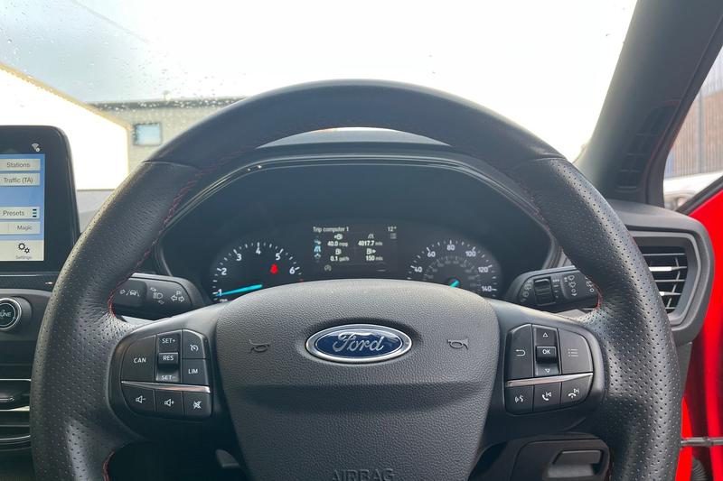 Used Ford Focus 2019 for sale - 76359713: Photo 12