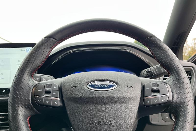 Used Ford Focus 2022 for sale - 76255360: Photo 12