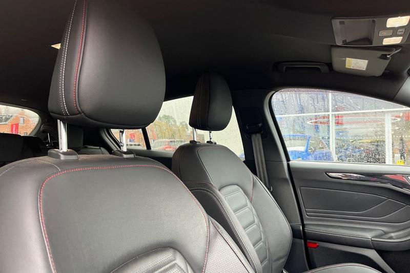 Used Ford Focus 2022 for sale - 76255360: Photo 17