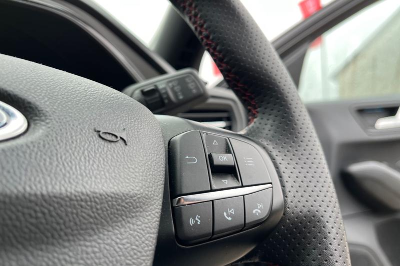 Used Ford Focus 2022 for sale - 76255360: Photo 29