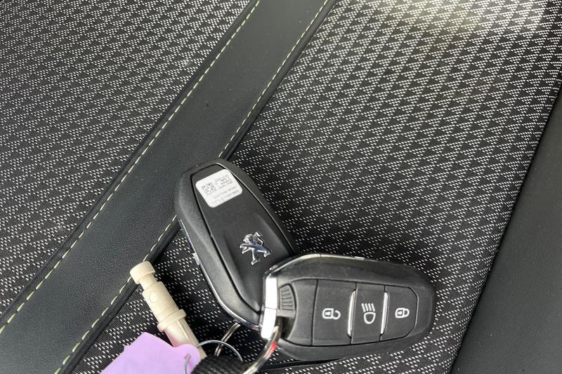 Used Peugeot 2008 2023 for sale - 78042861: Photo 22