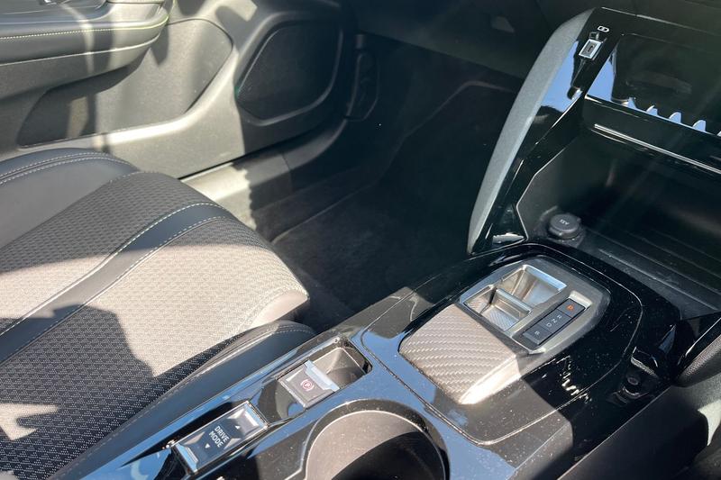 Used Peugeot 2008 2023 for sale - 78042861: Photo 39