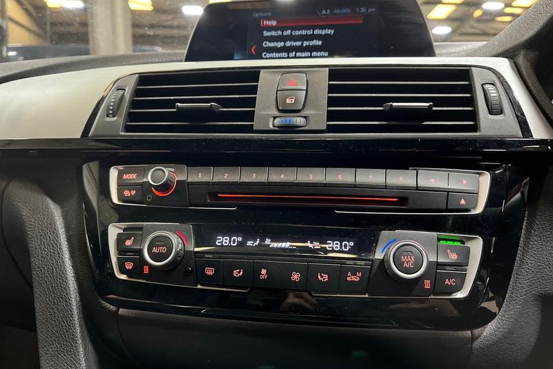 Used BMW 3 Series 2018 for sale - 77685125: Photo 35