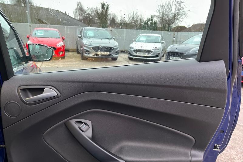 Used Ford C-Max 2018 for sale - 77042458: Photo 38