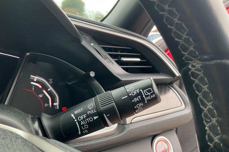 Used Honda Civic 2017 for sale - 76184475: Photo 15