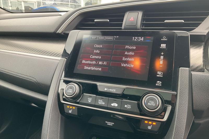 Used Honda Civic 2017 for sale - 76184475: Photo 34