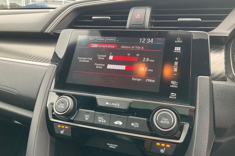 Used Honda Civic 2017 for sale - 76184475: Photo 35