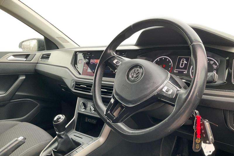 Used Volkswagen Polo 2018 for sale - 76887995: Photo 9