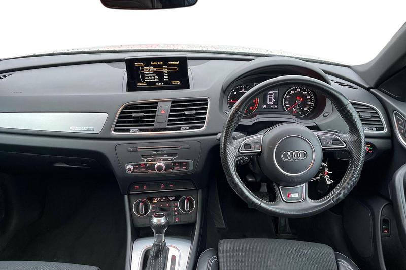 Used Audi Q3 2017 for sale - 76458532: Photo 11